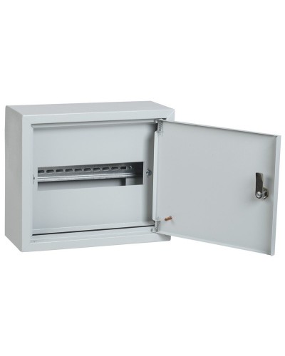 ЩРн-12з 265х310х120 IP31 GENERICA (MKM14-N-12-31-Z-G). Щит распределительный навесной с замком. GENERICA во Владивостоке