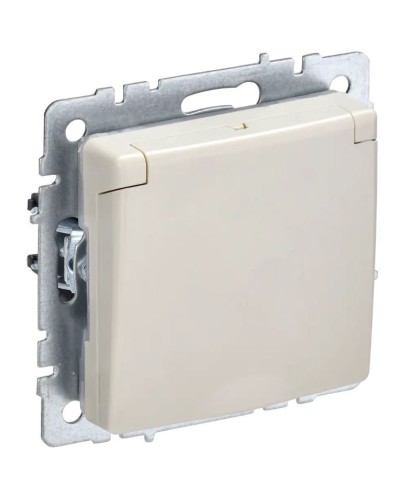 Розетка с з/к РСбш10-3-БрКр бежевый BRITE (BR-R16-16-K10). Розетка с заземлением с защитными шторками и крышкой. IEK во Владивостоке
