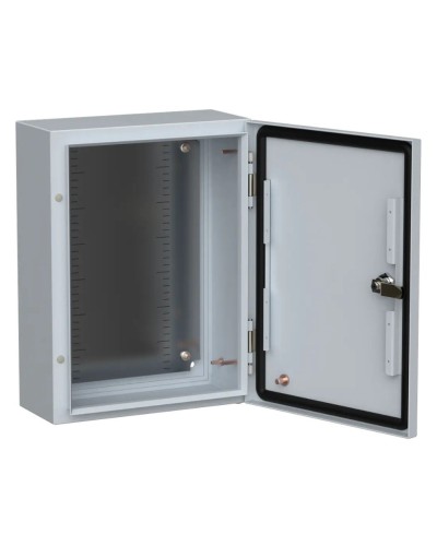 ЩМП-40.30.15 TITAN 5 УХЛ1 IP66 400x300x150 (TI5-10-N-040-030-015-66). Шкаф металлический с монтажной платой. IEK во Владивостоке
