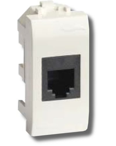 Розетка RJ-45 Brava 1 модуль белая (76457B): Розетка компьютерная экранированная с одним разъёмом во Владивостоке